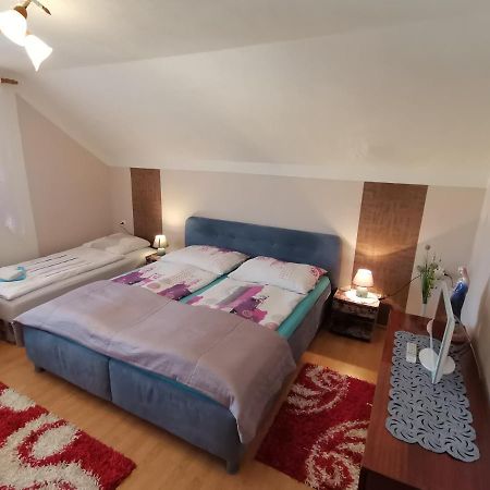 Privat U Bartolomeja Apartment Strba Ngoại thất bức ảnh