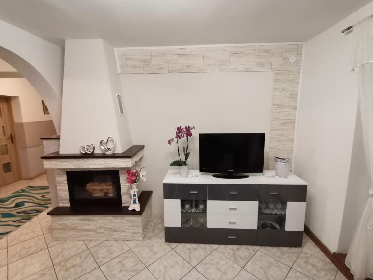 Privat U Bartolomeja Apartment Strba Ngoại thất bức ảnh